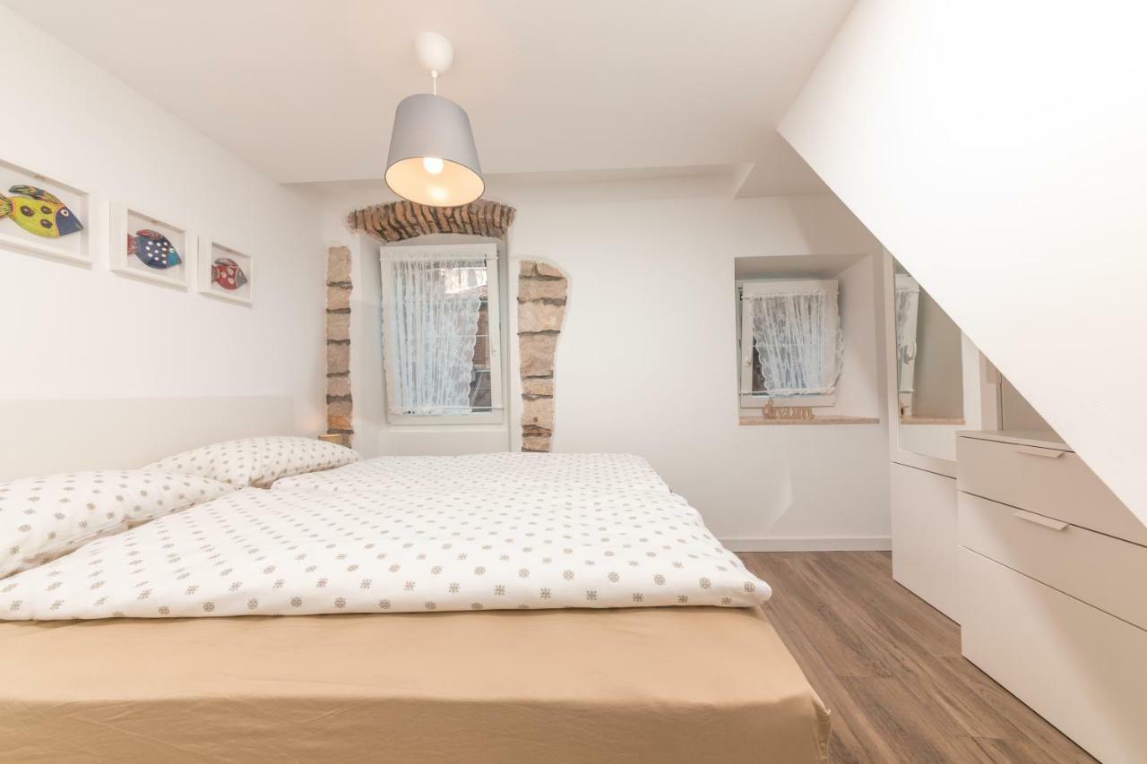 Mariva Downtown Apartment With Free Parking Ρόβινι Εξωτερικό φωτογραφία