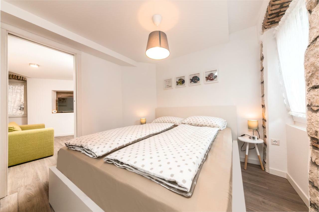 Mariva Downtown Apartment With Free Parking Ρόβινι Εξωτερικό φωτογραφία
