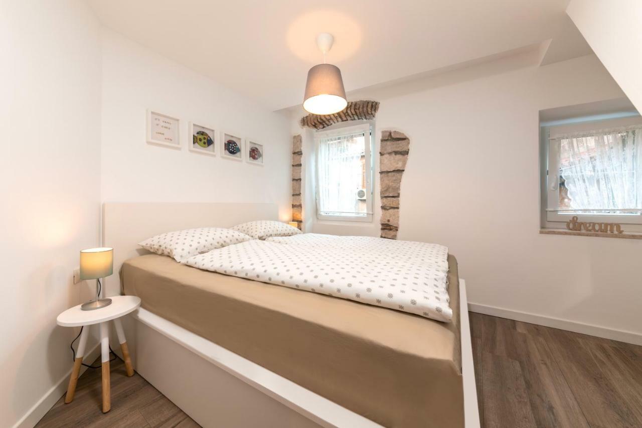 Mariva Downtown Apartment With Free Parking Ρόβινι Εξωτερικό φωτογραφία